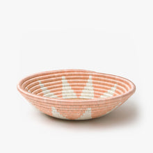 Load image into Gallery viewer, Zuba Woven Bowl
